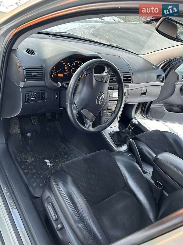 Универсал Toyota Avensis 2007 в Бершади