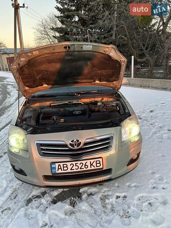 Универсал Toyota Avensis 2007 в Бершади