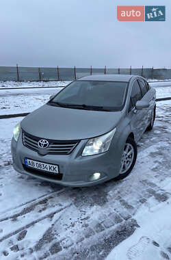 Седан Toyota Avensis 2008 в Виннице