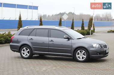 Універсал Toyota Avensis 2007 в Василькові