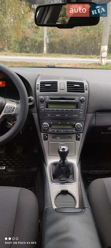 Универсал Toyota Avensis 2009 в Каменец-Подольском