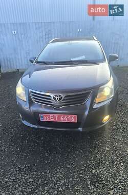 Універсал Toyota Avensis 2009 в Луцьку