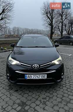 Універсал Toyota Avensis 2015 в Вінниці