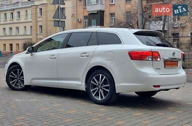 Універсал Toyota Avensis 2013 в Одесі