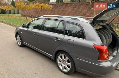 Универсал Toyota Avensis 2004 в 