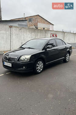 Седан Toyota Avensis 2008 в Миргороді