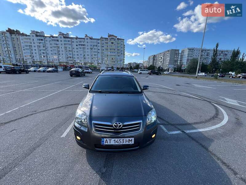 Универсал Toyota Avensis 2007 в Ивано-Франковске