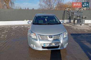 Універсал Toyota Avensis 2009 в Городенці