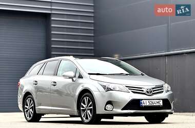 Універсал Toyota Avensis 2014 в Києві