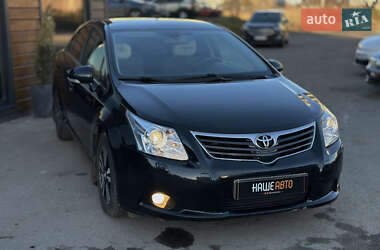 Седан Toyota Avensis 2009 в Червонограде