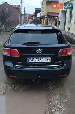Универсал Toyota Avensis 2011 в 