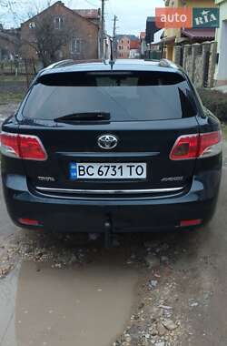 Универсал Toyota Avensis 2011 в 
