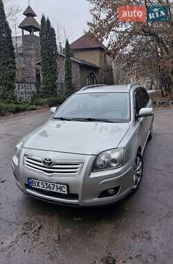 Універсал Toyota Avensis 2008 в Хмельницькому