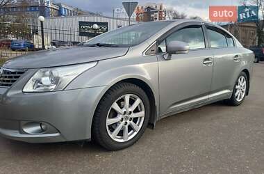 Седан Toyota Avensis 2012 в Киеве