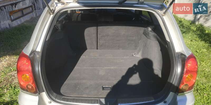 Универсал Toyota Avensis 2006 в Черкассах