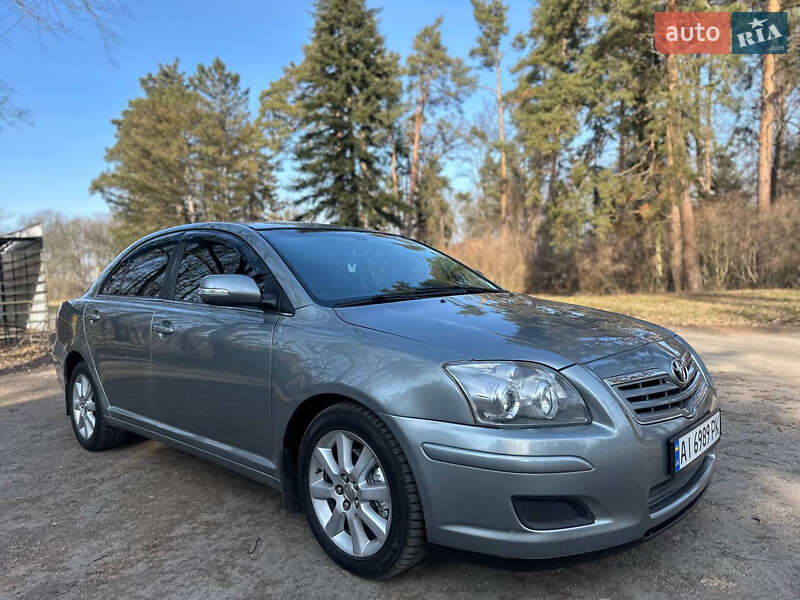 Toyota Avensis 2008