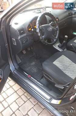 Универсал Toyota Avensis 2006 в 