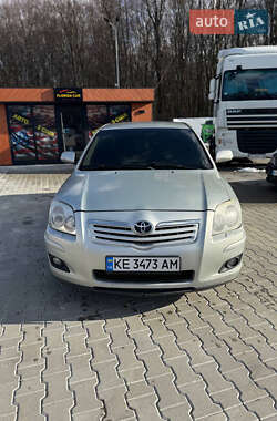 Седан Toyota Avensis 2007 в Львове