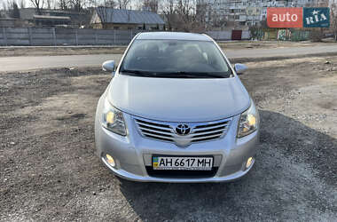 Седан Toyota Avensis 2011 в Днепре