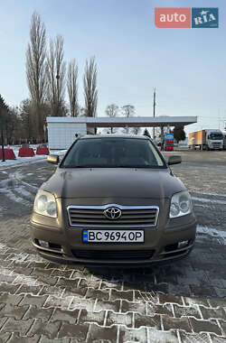 Седан Toyota Avensis 2005 в Львове