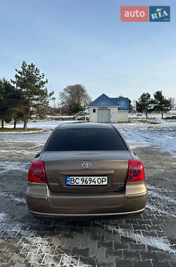 Седан Toyota Avensis 2005 в Львове