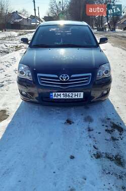 Лифтбек Toyota Avensis 2007 в Радомышле