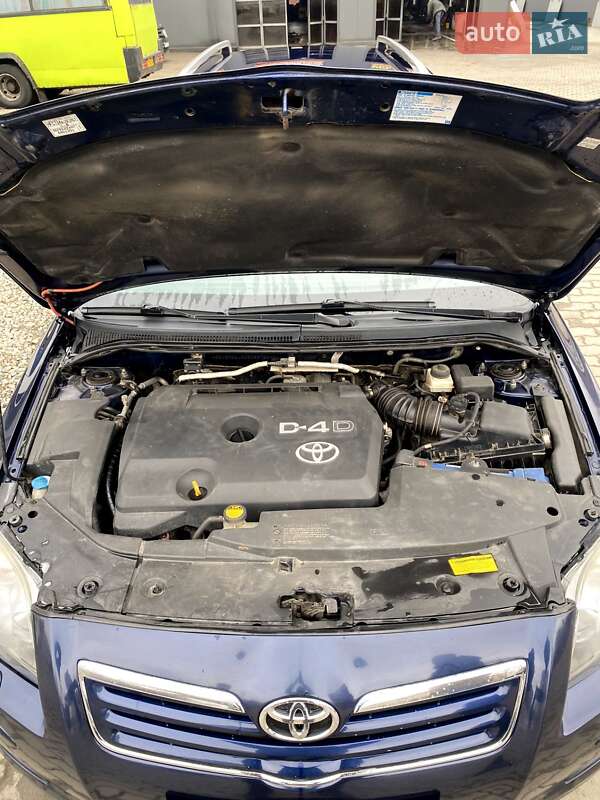 Універсал Toyota Avensis 2007 в Калуші