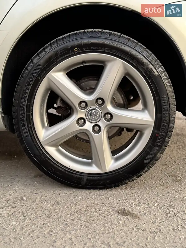 Ліфтбек Toyota Avensis 2009 в 
