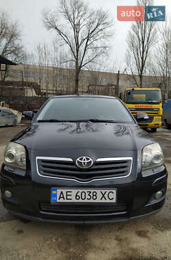 Седан Toyota Avensis 2008 в Днепре