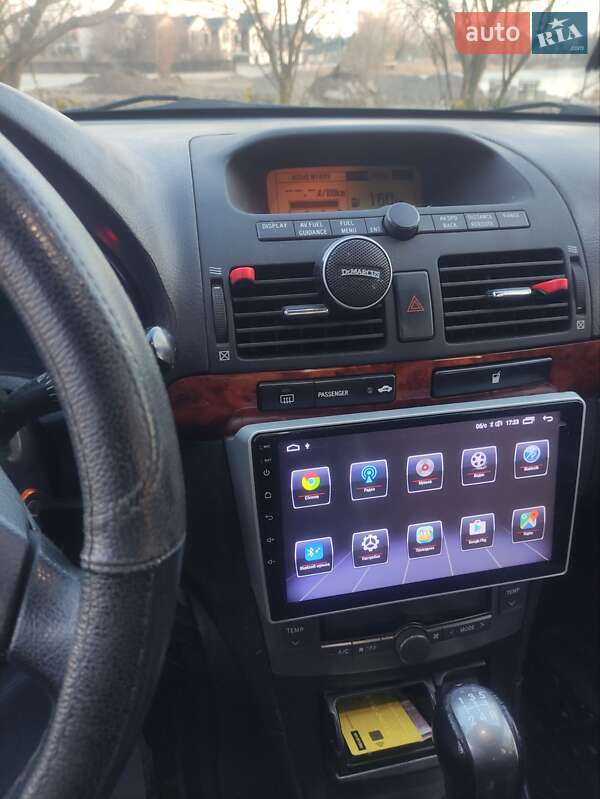 Седан Toyota Avensis 2004 в Белой Церкви