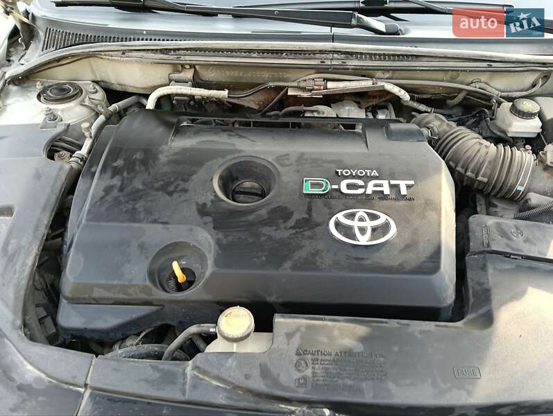 Универсал Toyota Avensis 2006 в Тернополе