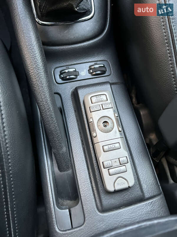 Седан Toyota Avensis 2005 в Одессе