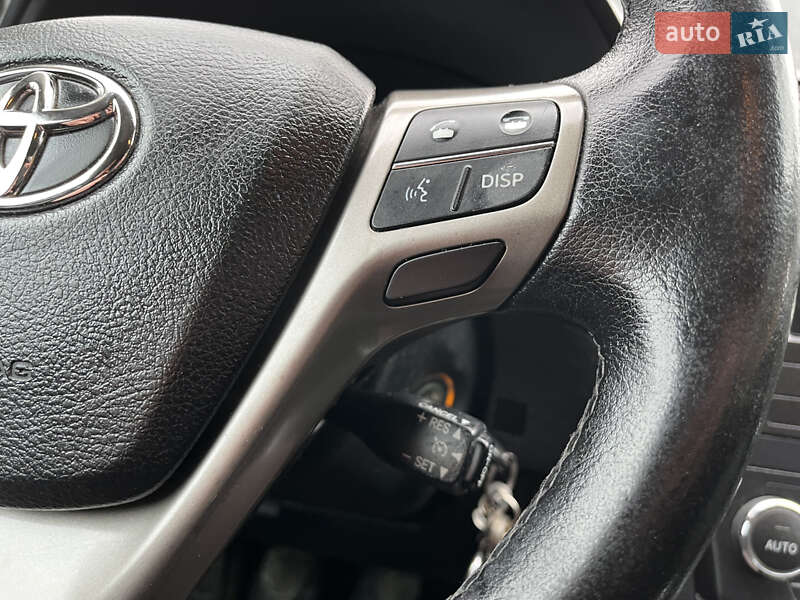 Универсал Toyota Avensis 2008 в Дрогобыче