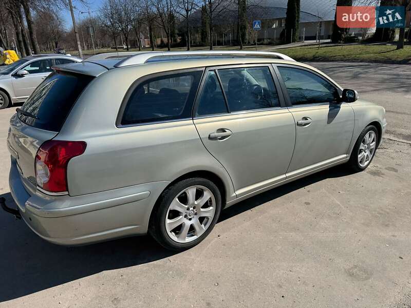 Универсал Toyota Avensis 2007 в Львове