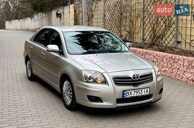 Ліфтбек Toyota Avensis 2008 в Хмельницькому