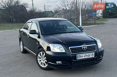 Седан Toyota Avensis 2003 в Ізмаїлі