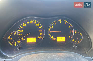 Седан Toyota Avensis 2004 в 