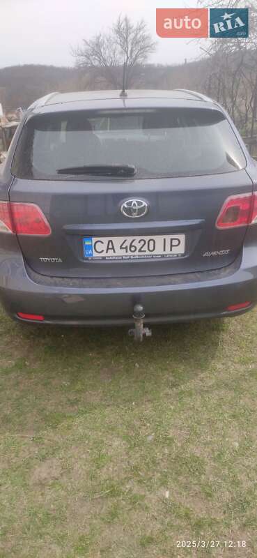 Универсал Toyota Avensis 2008 в Каменке