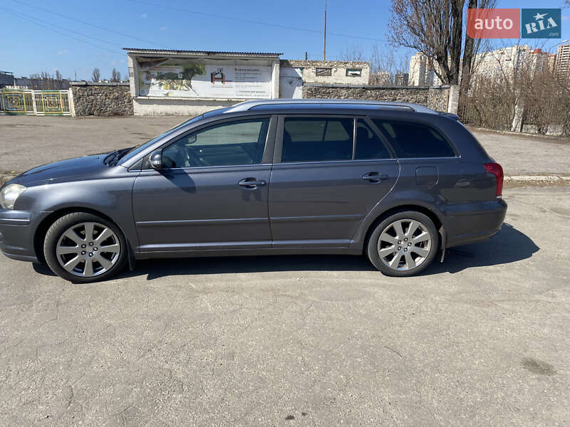 Универсал Toyota Avensis 2007 в Виннице
