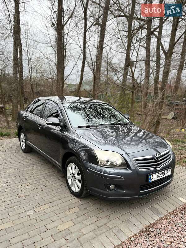 Седан Toyota Avensis 2008 в Броварах