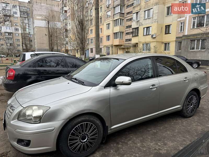 Toyota Avensis 2006