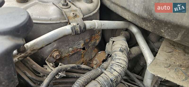 Седан Toyota Avensis 2006 в Полтаве