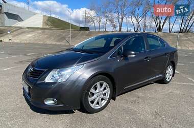 Седан Toyota Avensis 2009 в 