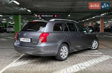 Универсал Toyota Avensis 2006 в 