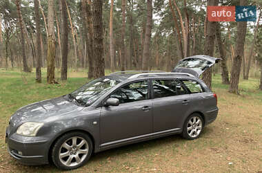 Универсал Toyota Avensis 2004 в 
