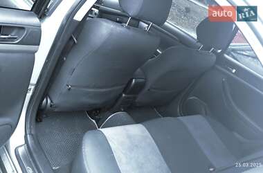 Седан Toyota Avensis 2008 в 
