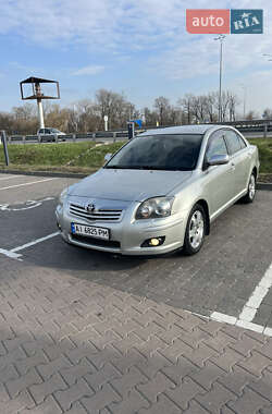 Седан Toyota Avensis 2007 в Києві
