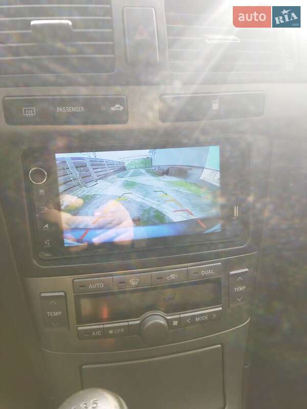 Універсал Toyota Avensis 2009 в Шостці