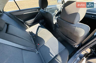 Седан Toyota Avensis 2008 в 