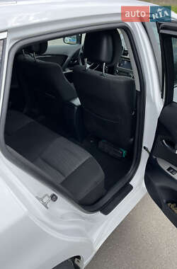Універсал Toyota Avensis 2010 в 
